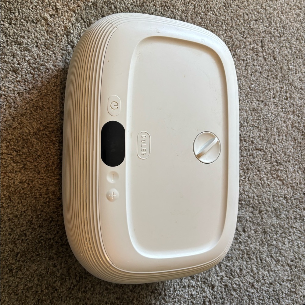 White OOLER chili pad cooler